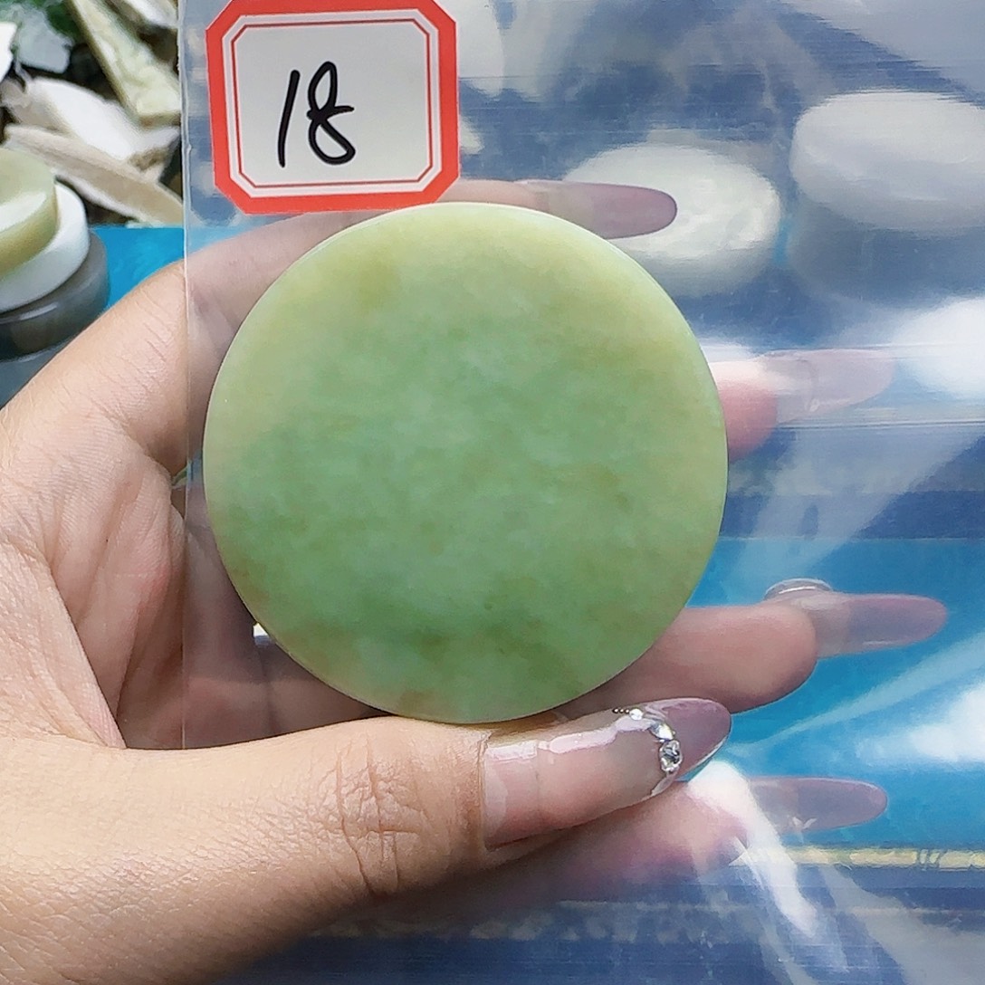 和田玉未镶嵌珠宝半成品