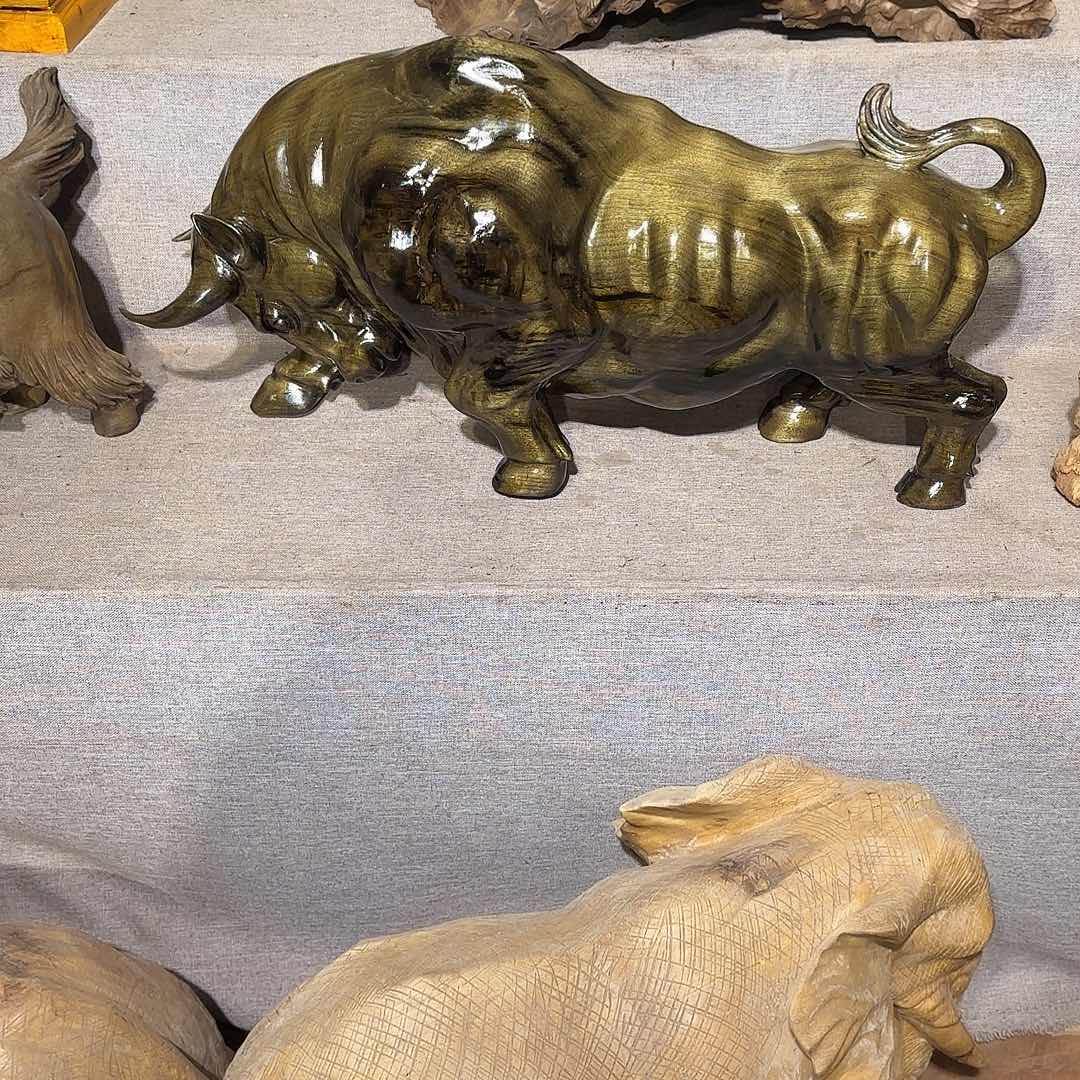 d***i金丝楠金丝楠木雕刻