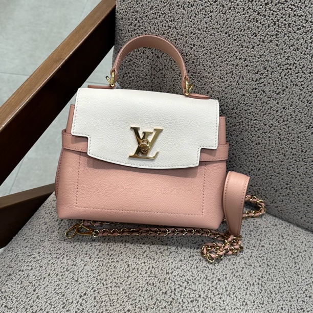 95新 LouisVuitton/路易威登 拼色lockme ever US591828