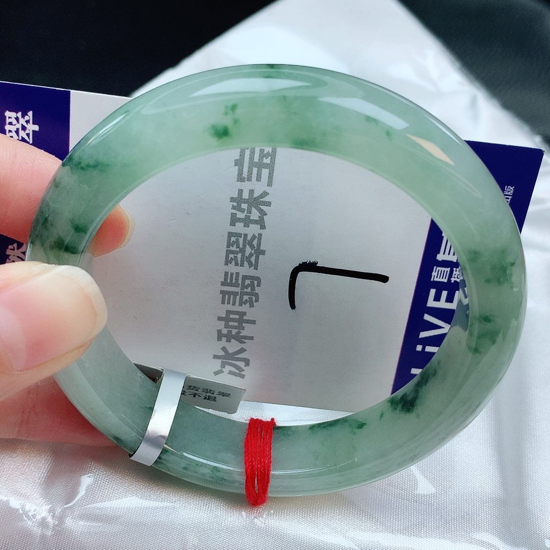 翡翠手镯未镶嵌缅甸天然A货翡翠手镯