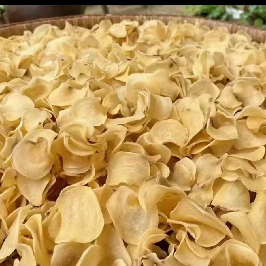 农家自然晾晒去皮黄心洋芋片
