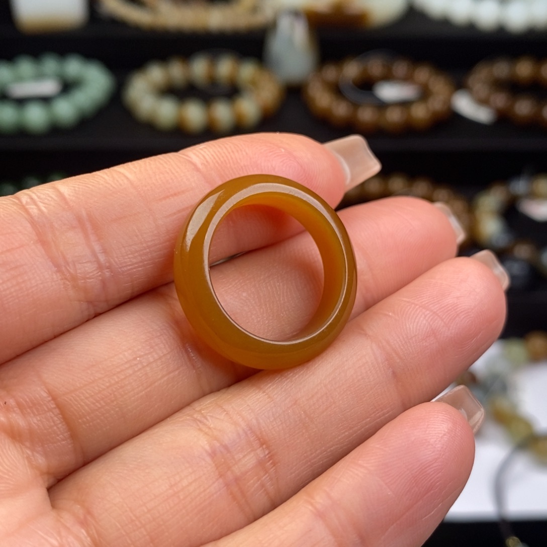 和田玉戒圈未镶嵌