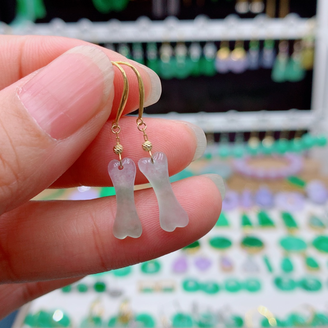 翡翠耳饰18K金镶嵌的