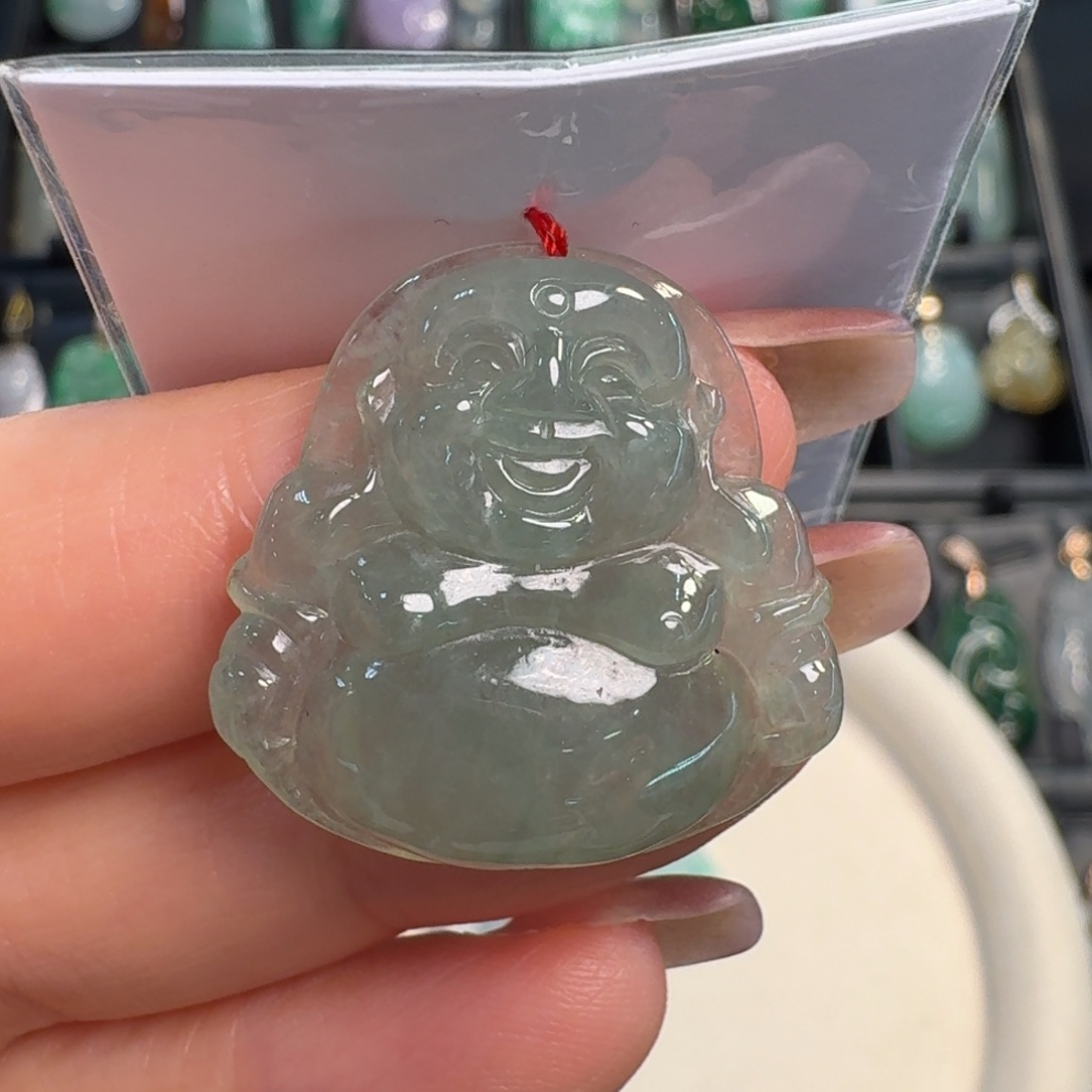 翡翠未镶嵌颈饰佛公