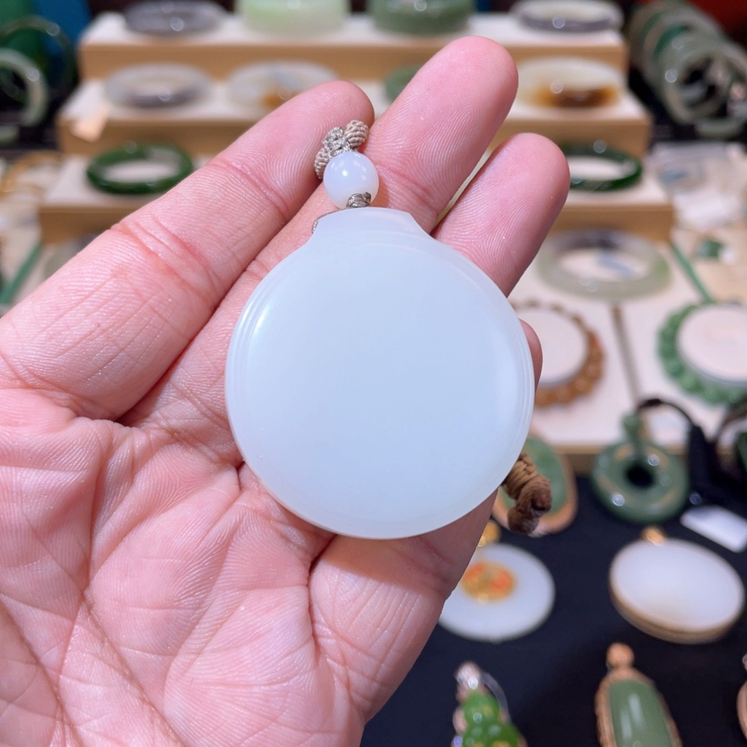 和田玉收藏级白玉无事牌未镶嵌