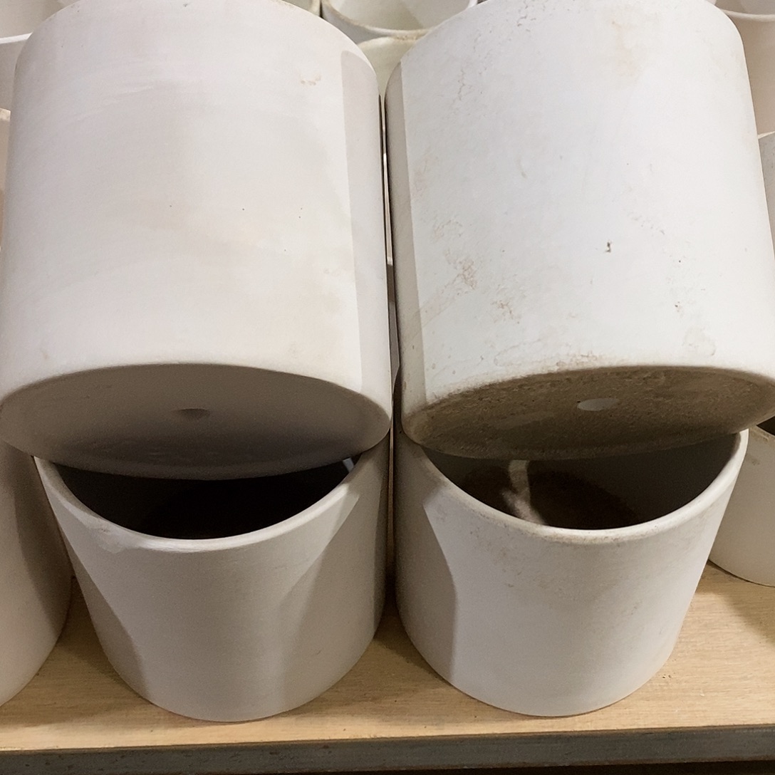 瑕疵白陶11×11-4       