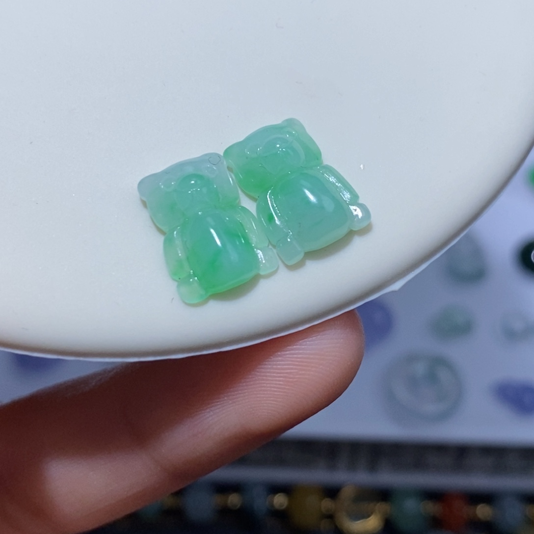 定制翡翠未镶嵌翡翠