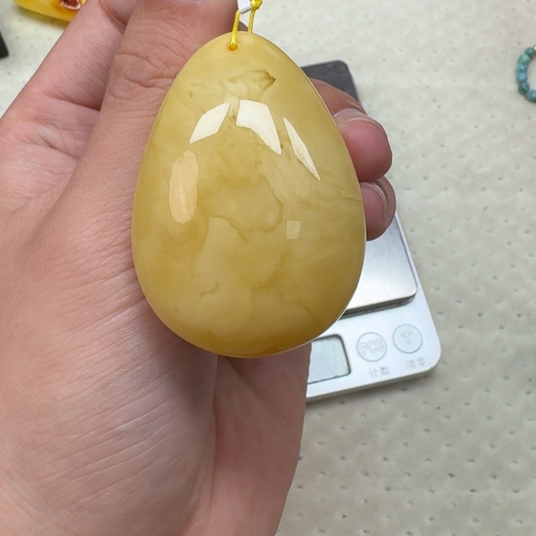 琥珀未镶嵌珠宝奇石333