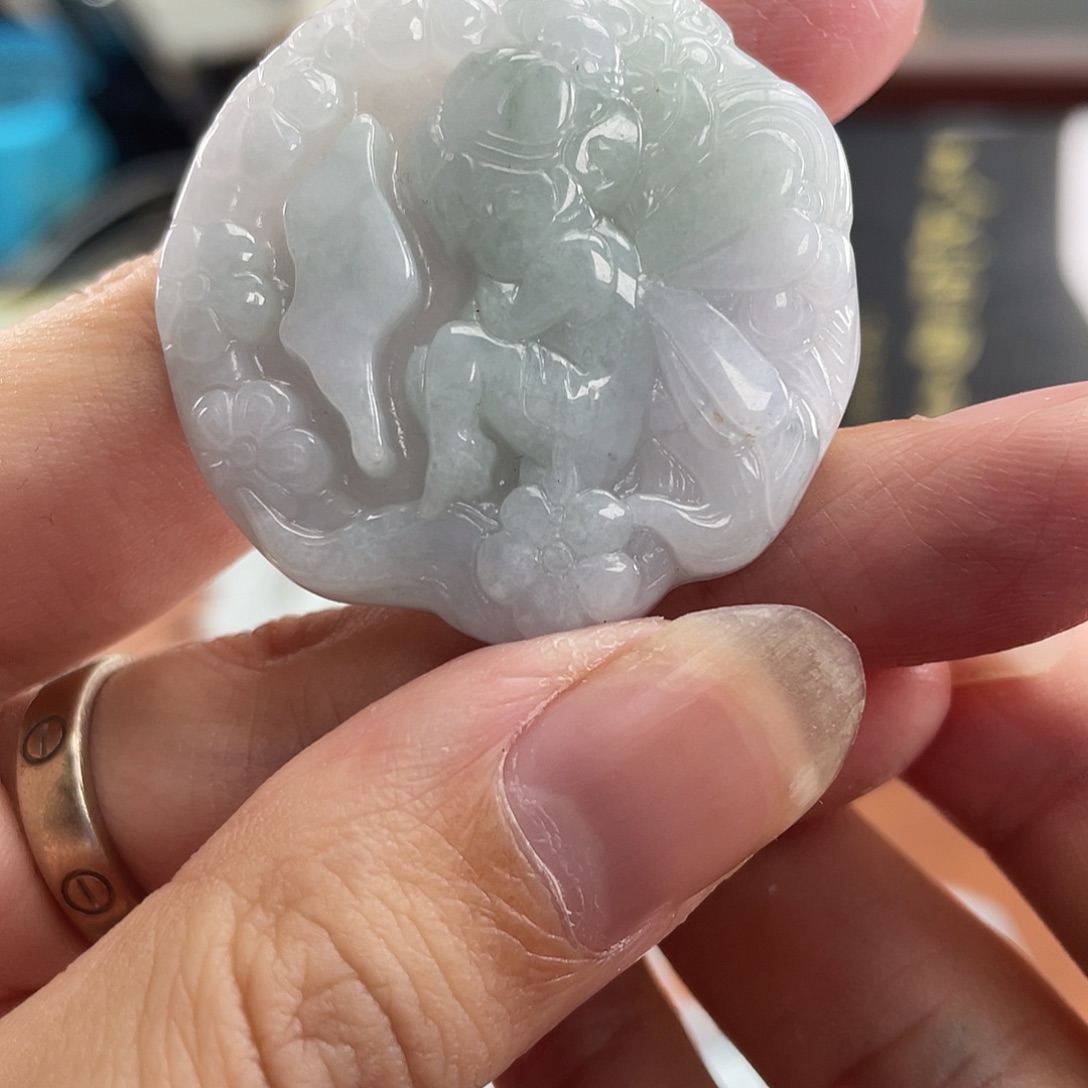 翡翠未镶嵌颈饰翡翠