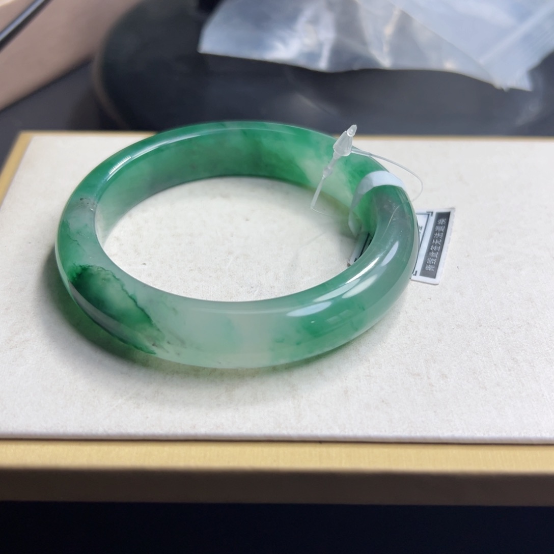 石英质玉手镯未镶嵌N***～