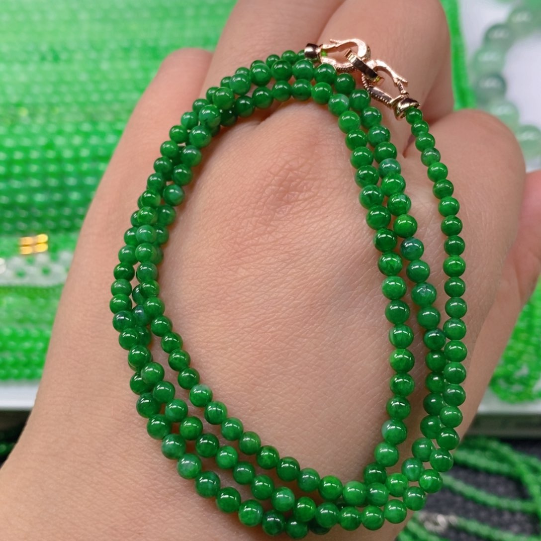翡翠颈饰未镶嵌缅甸天然翡翠辣阳绿小米珠塔链3，3.9m' m