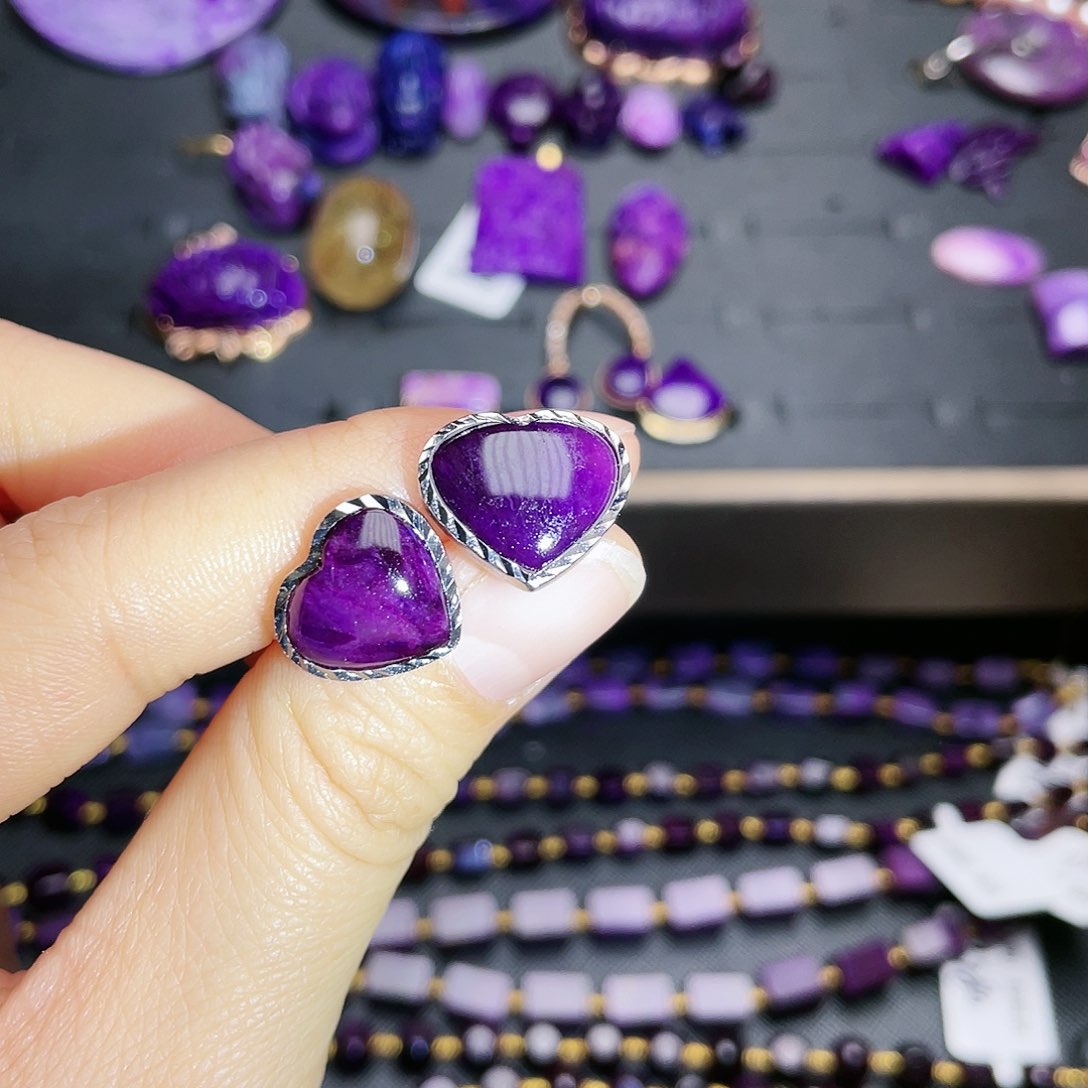 苏纪石（舒俱来）耳钉银S925镶嵌