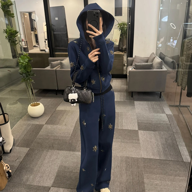 日常百搭风连帽星星刺绣时尚套装2026冬季新款明线设计穿搭精致