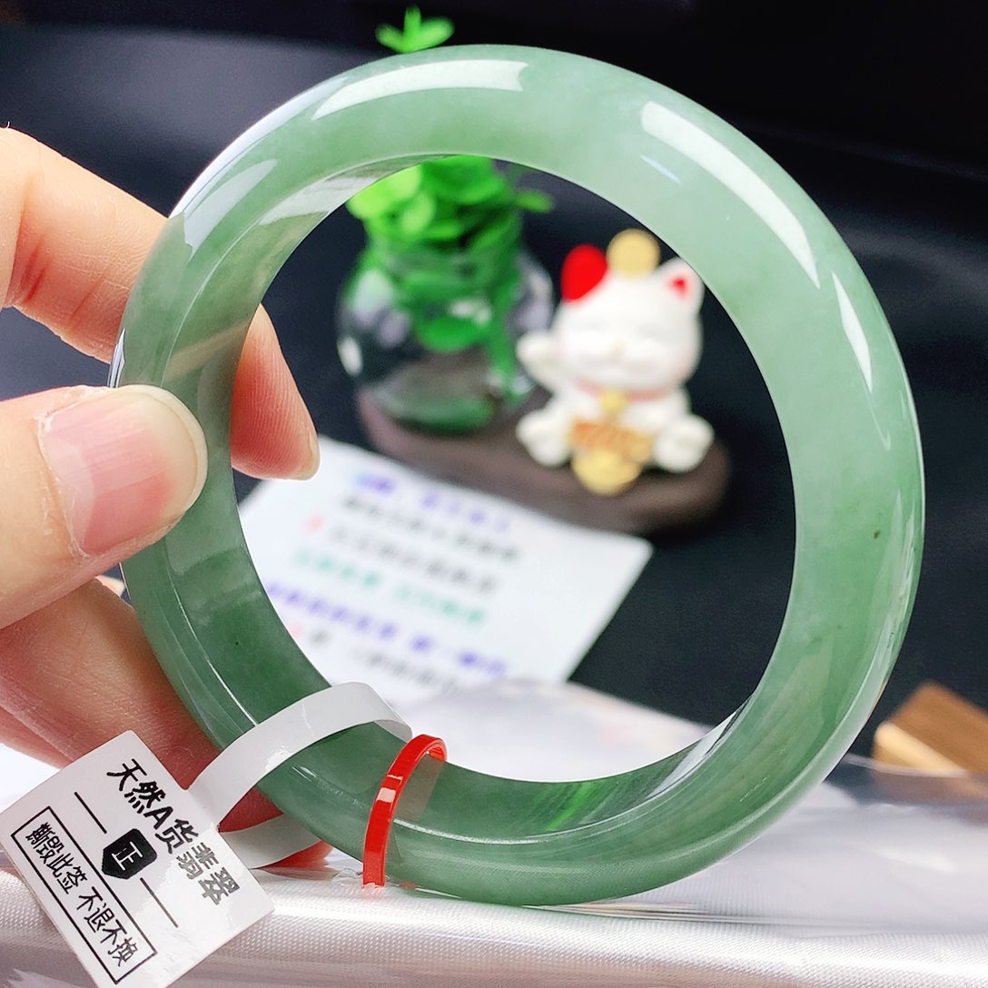 未镶嵌手镯翡翠58轮胎