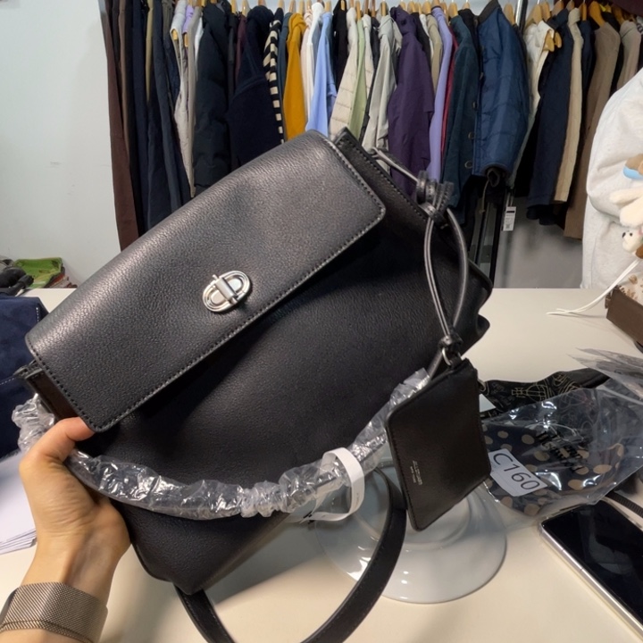 瓷片399。。。。。。。。。。。。。。。。。。。