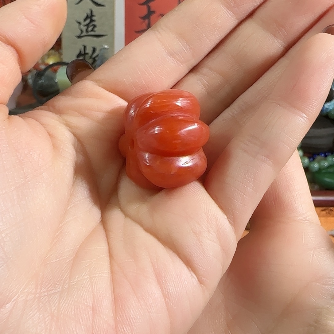 故***久和田玉未镶嵌颈饰