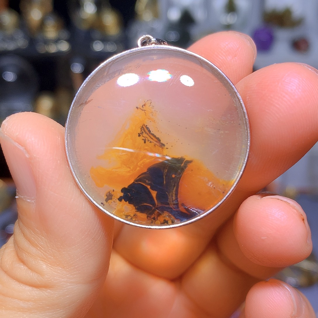 水晶吊坠银S925镶嵌天然水晶