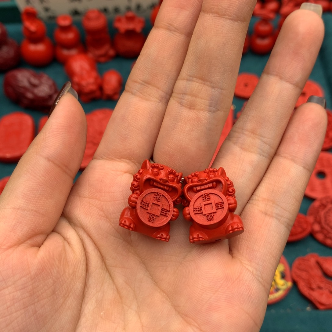 天然辰砂2个貔貅红砂