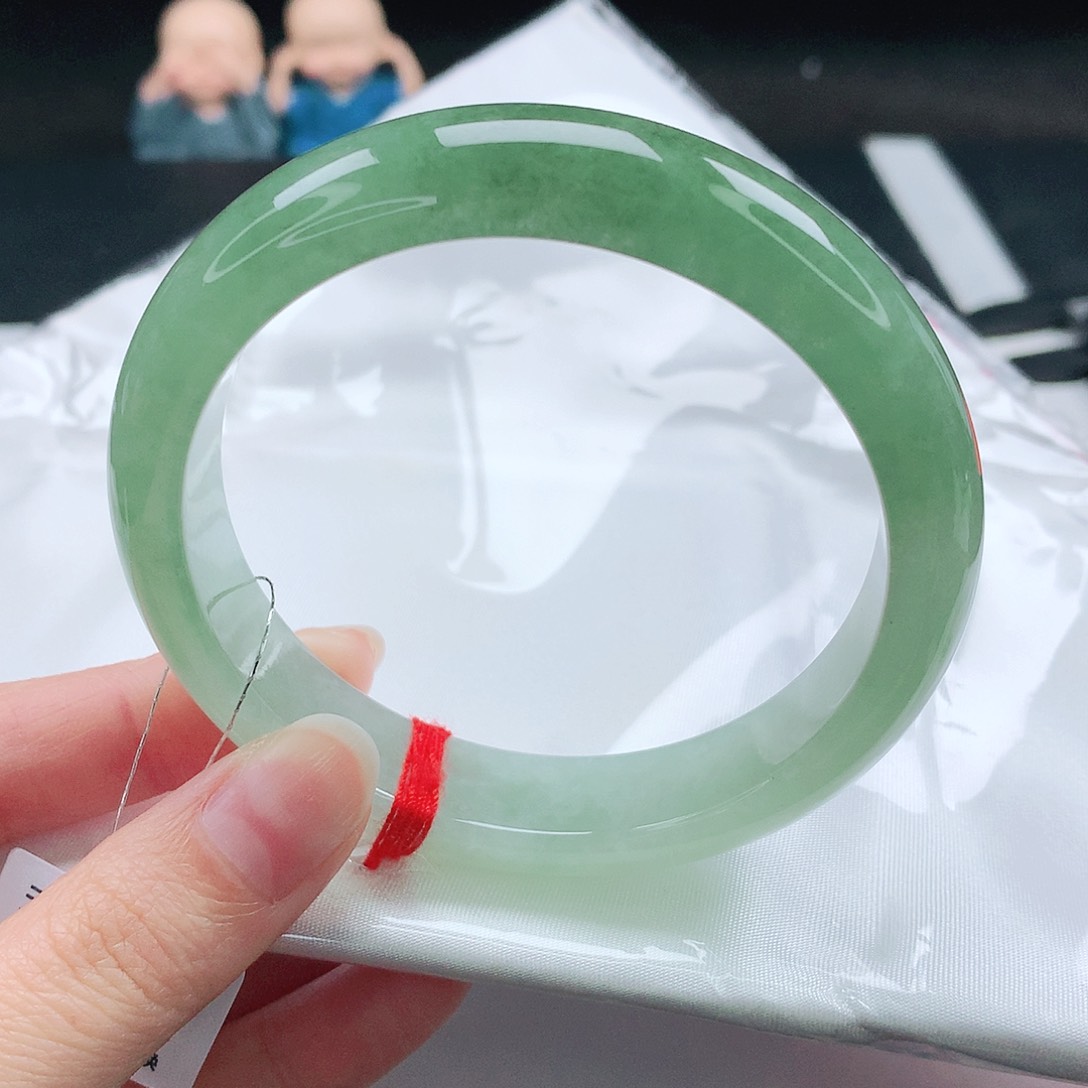 未镶嵌手镯翡翠58圈