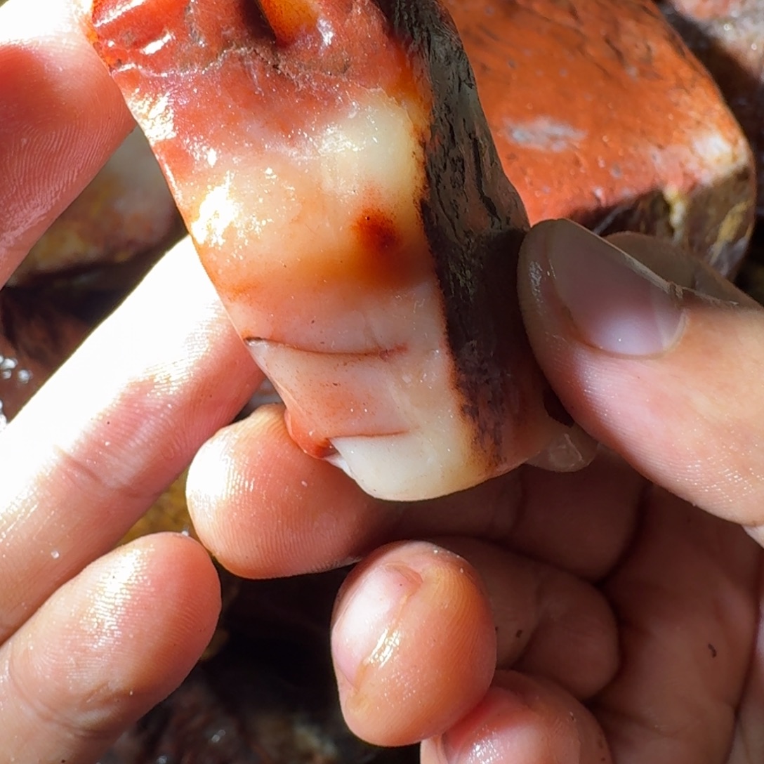 流***雨寿山石8998998899888