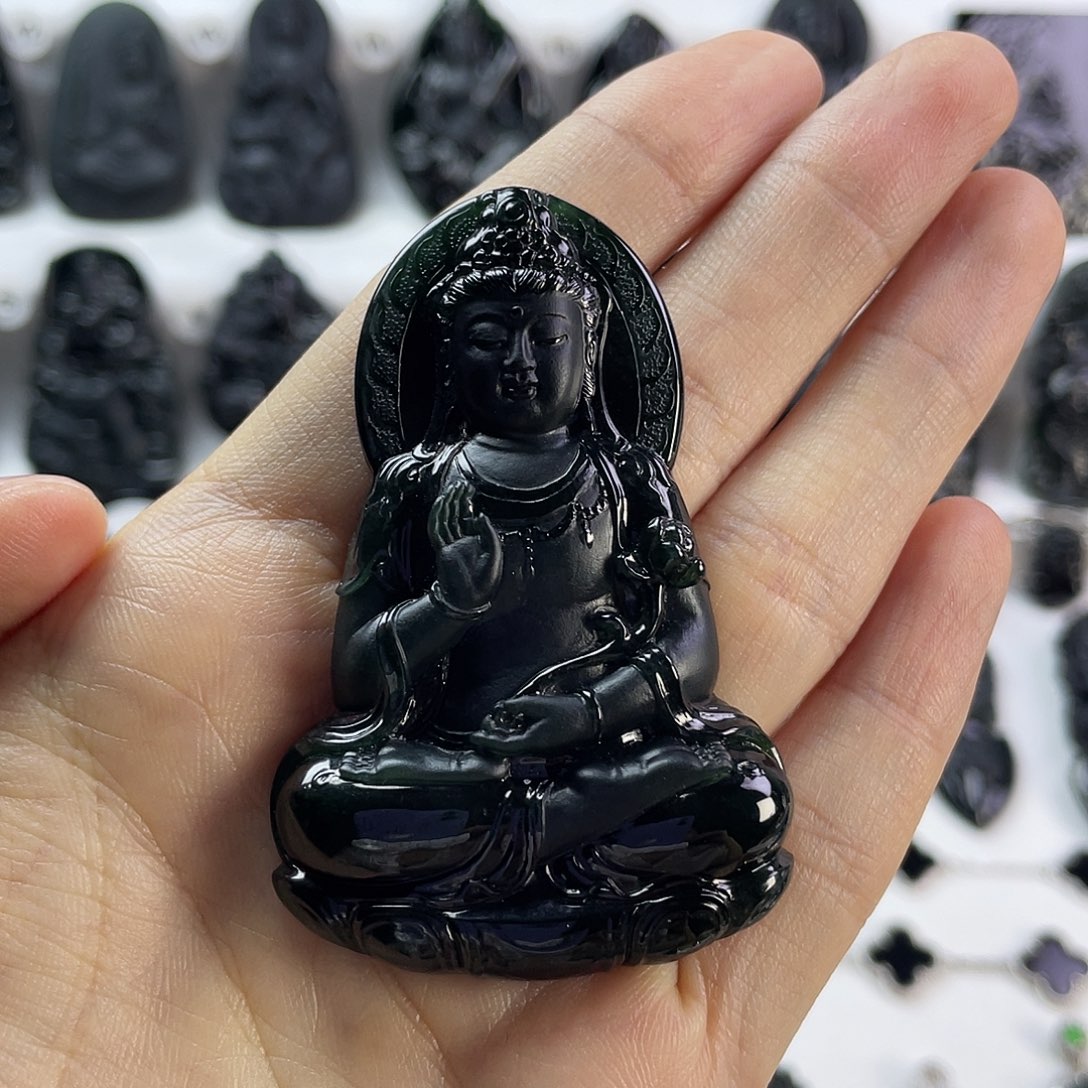 晚***风翡翠未镶嵌颈饰观音