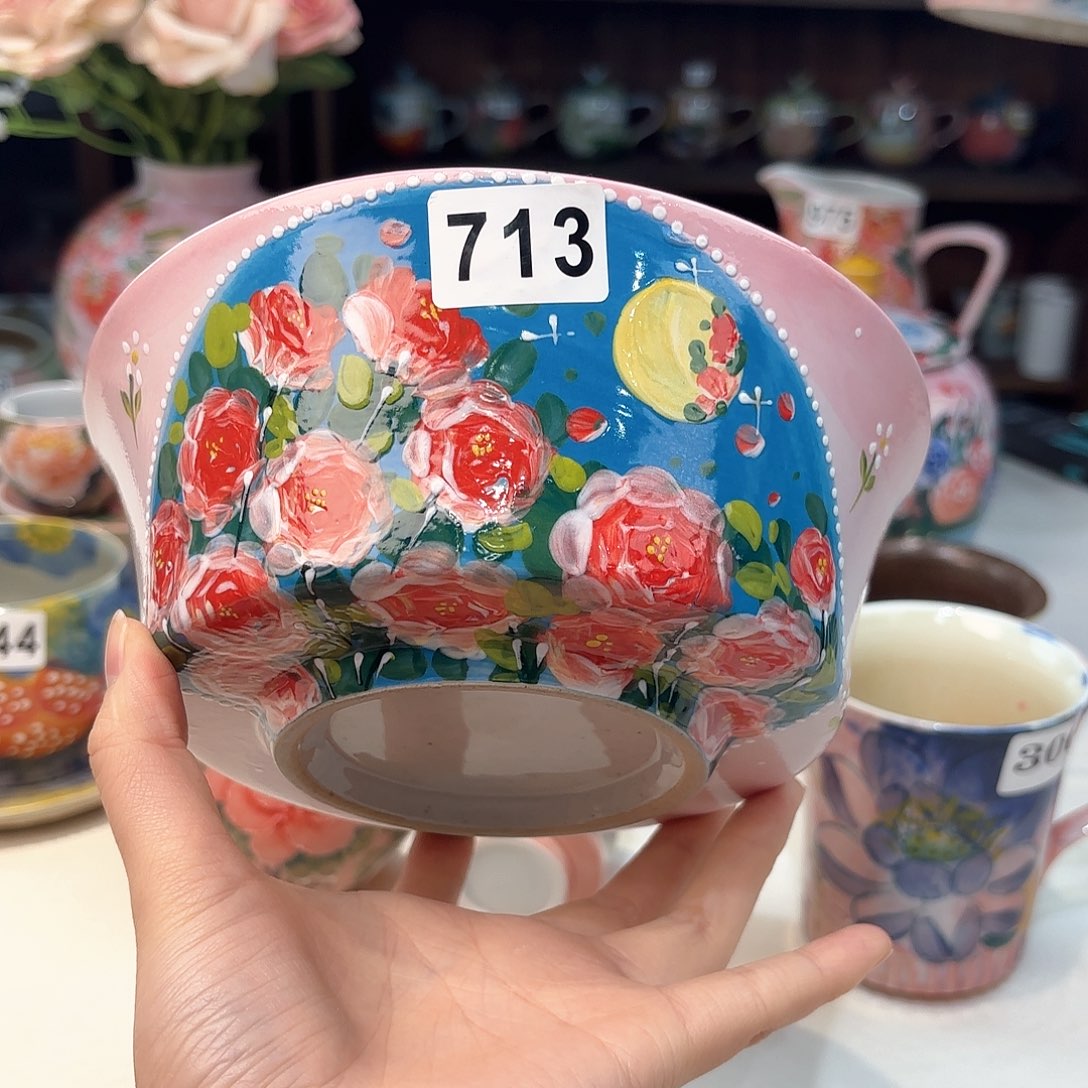 瓷片兔兔好可爱呀打