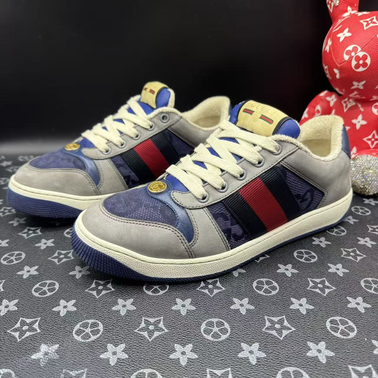 95新 GUCCI/古驰 男士经典灰蓝脏脏鞋 38.5欧 xx035