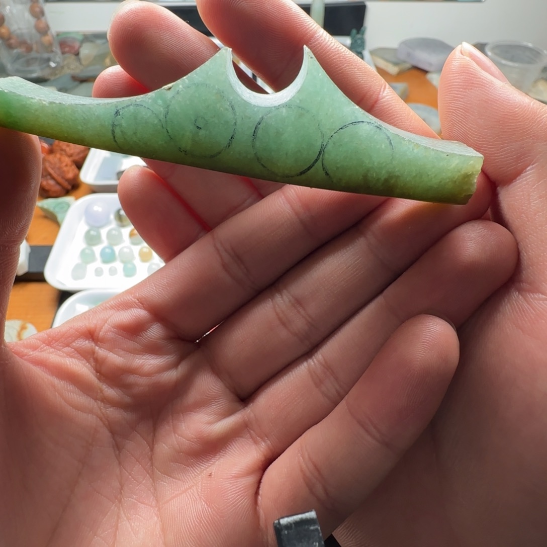 定制翡翠未镶嵌材料