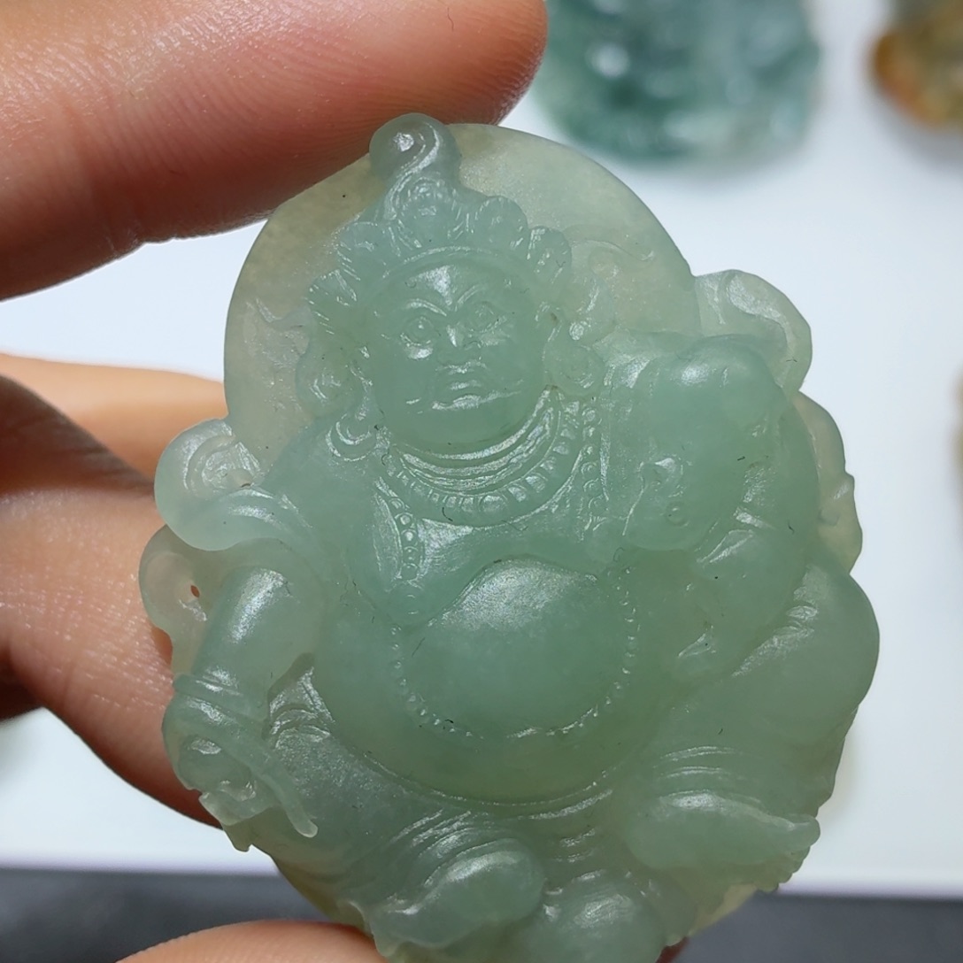 定制翡翠未镶嵌毛货