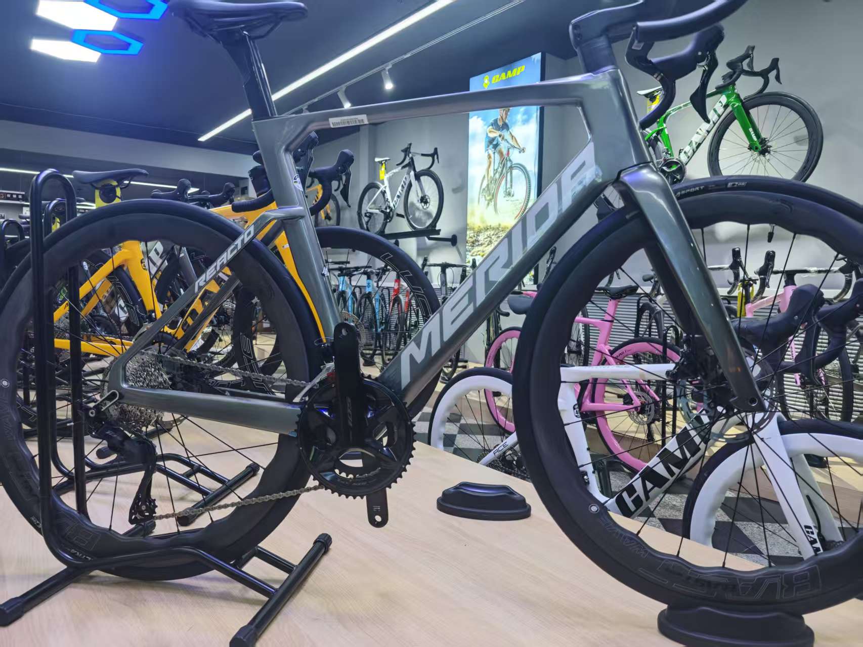 瑞克多6000 全碳105机械大套50框高波浪碳轮油碟公路车L码186-192