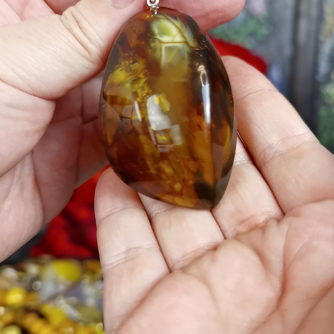 琥珀颈饰未镶嵌吊坠