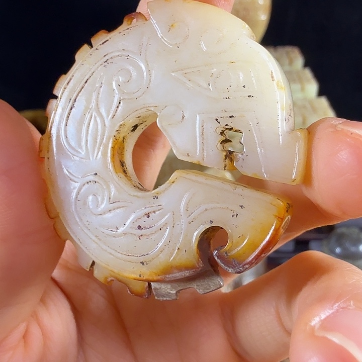 3***6和田玉未镶嵌挂件