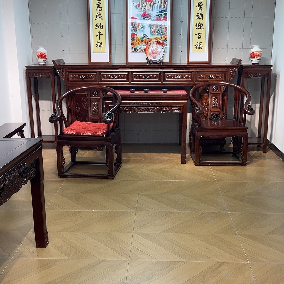 用***3其它金属2.2米的条案加灯笼花架加八仙桌