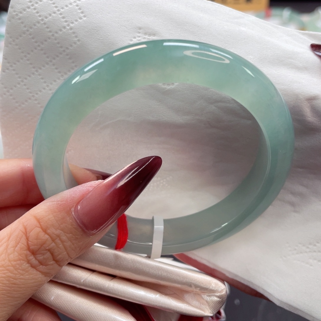 未镶嵌手镯翡翠51号56.5冰胶细腻湖水绿