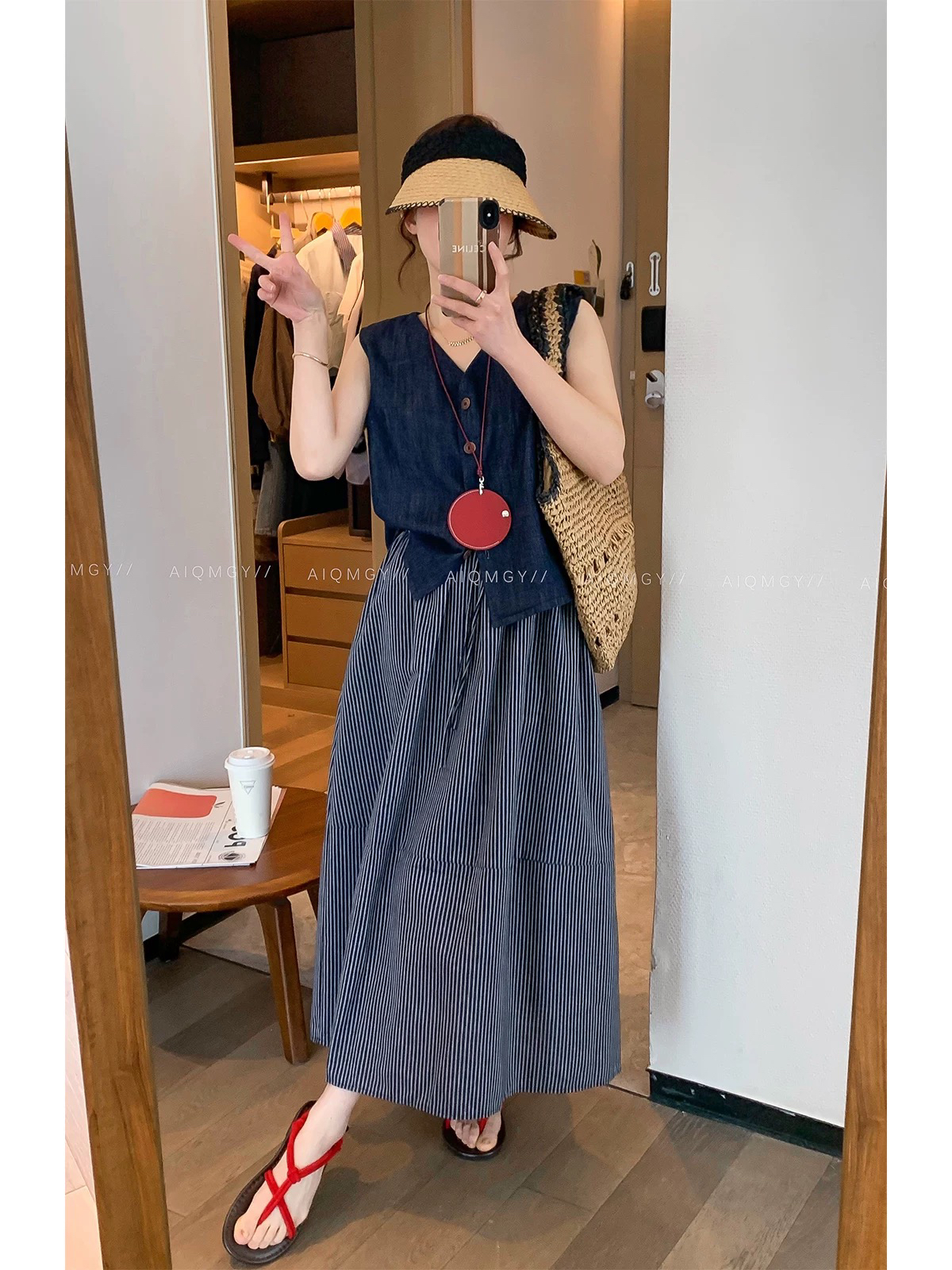 时尚套装女2025夏季新款无袖马甲条纹半身长裙两件套