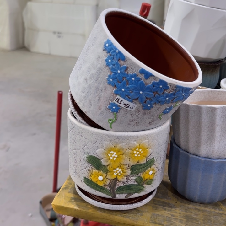 凑9块包邮，有孔，不清楚问客服