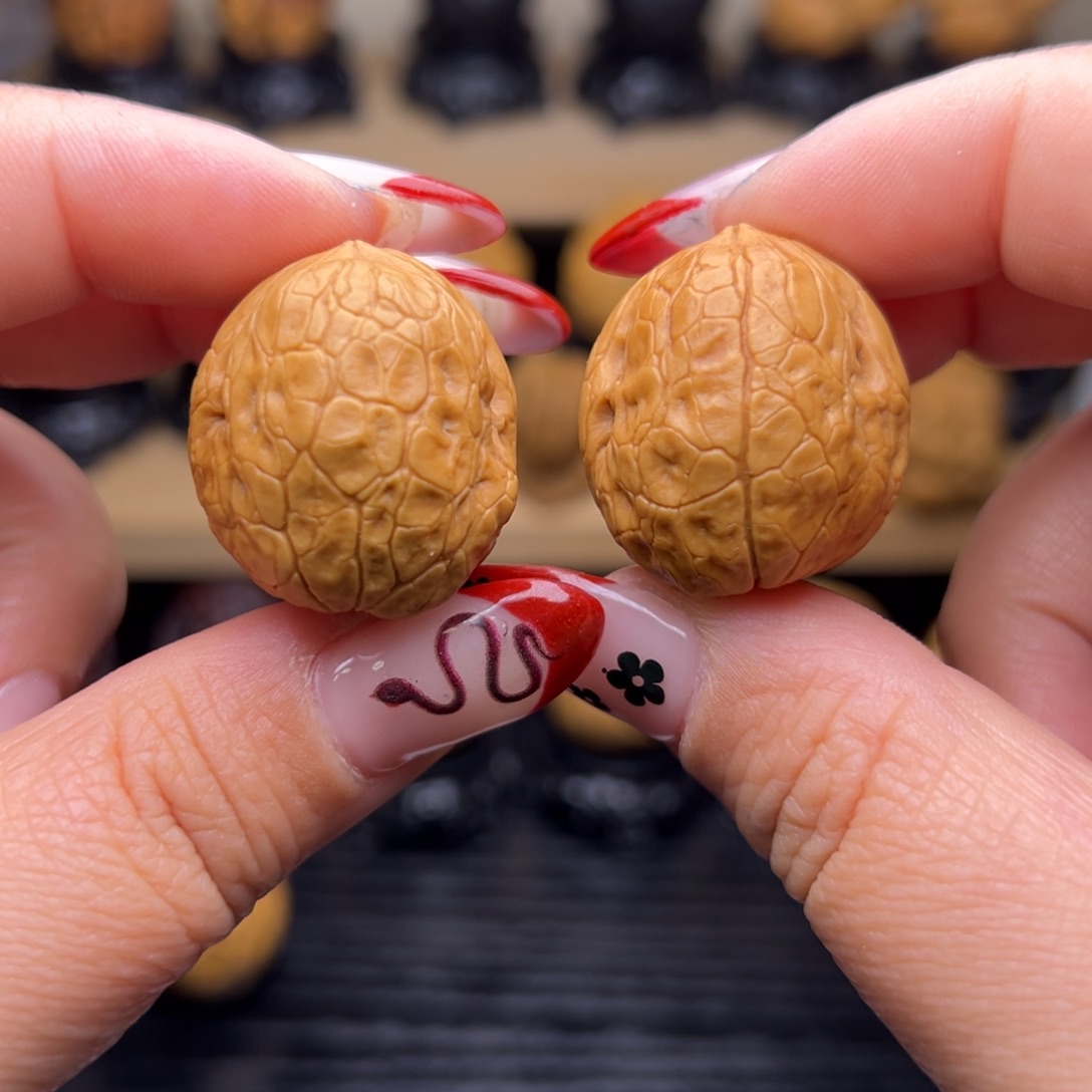 文玩核桃吊坠1z------28尺