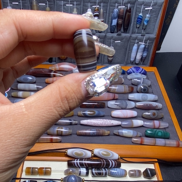 玛瑙/玉髓颈饰未镶嵌k****g