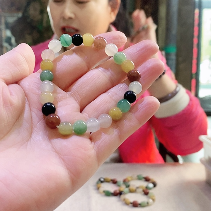 密玉（石英质玉）颈饰未镶嵌