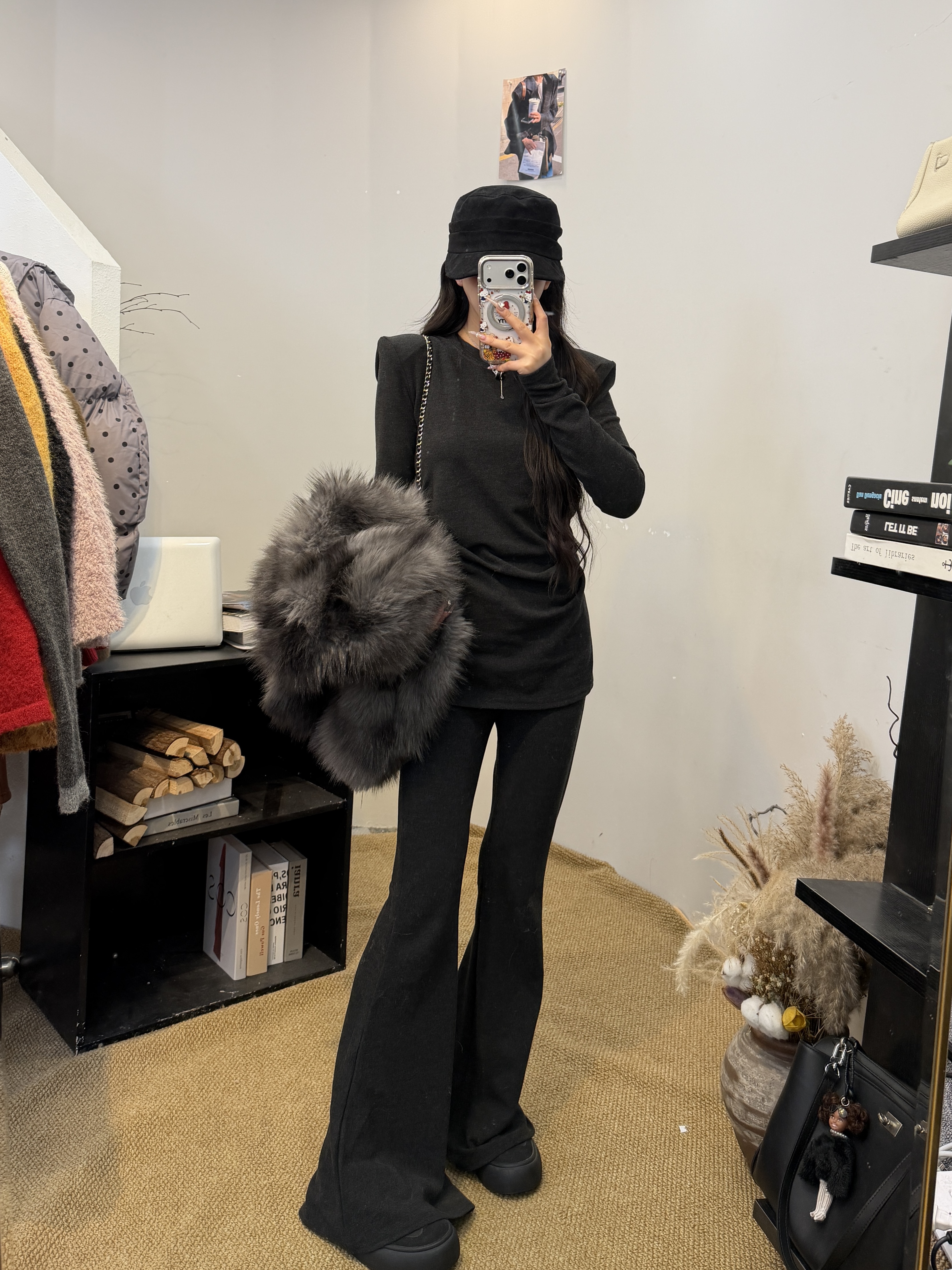 2025冬季新款磨毛套装女显瘦洋气上衣+高腰微喇裤两件套