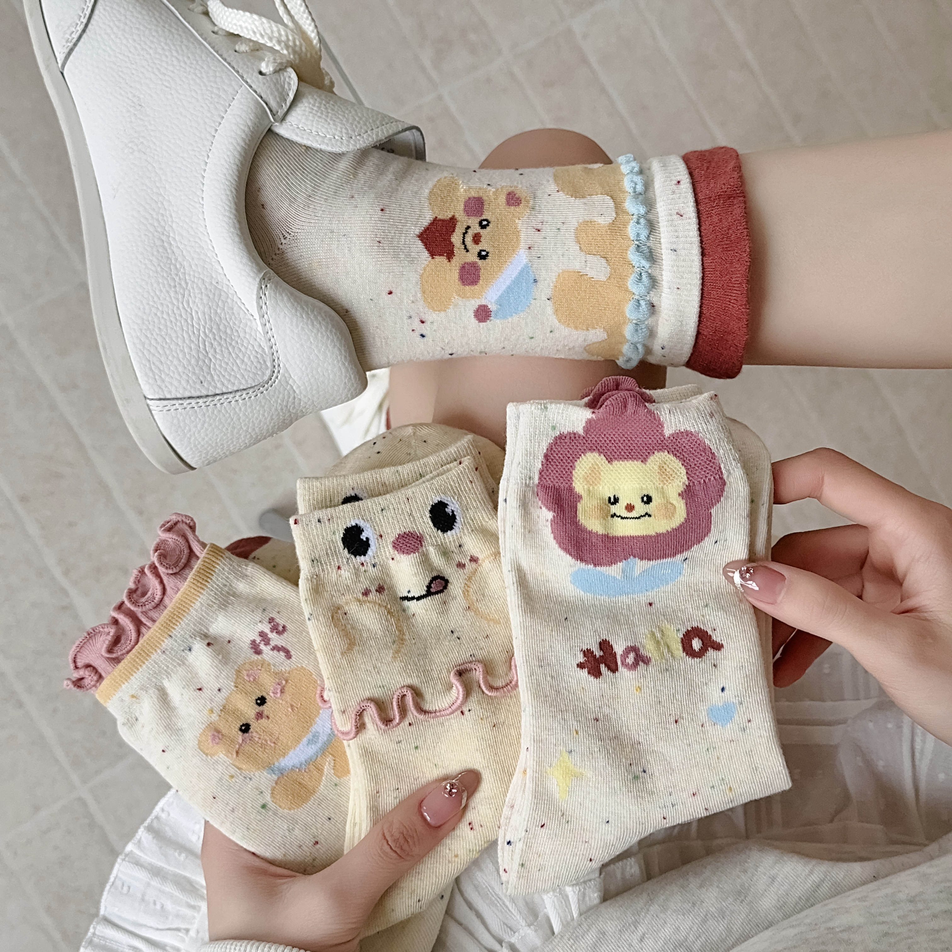 【小黄油】女明星小熊点点沙可爱袜子女春夏棉袜中筒袜ins木耳边韩