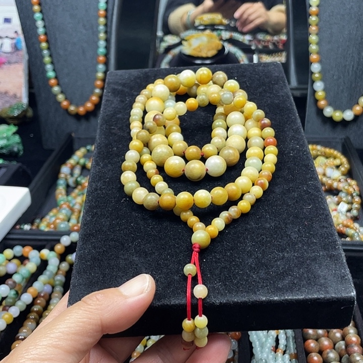 翡翠未镶嵌颈饰项链