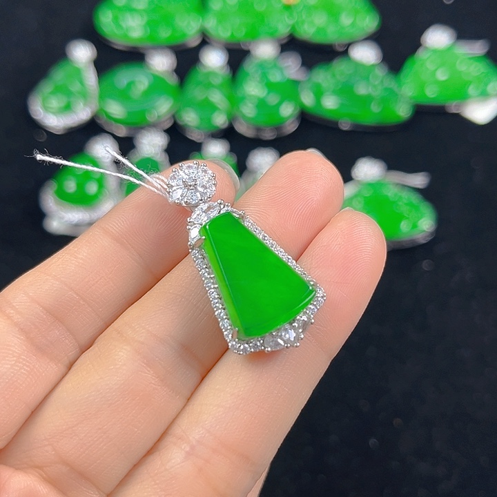 翡翠银S925镶嵌吊坠(不含链)
