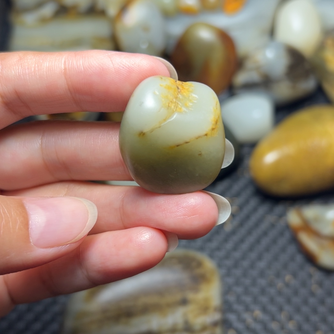 和田玉未镶嵌挂件A11