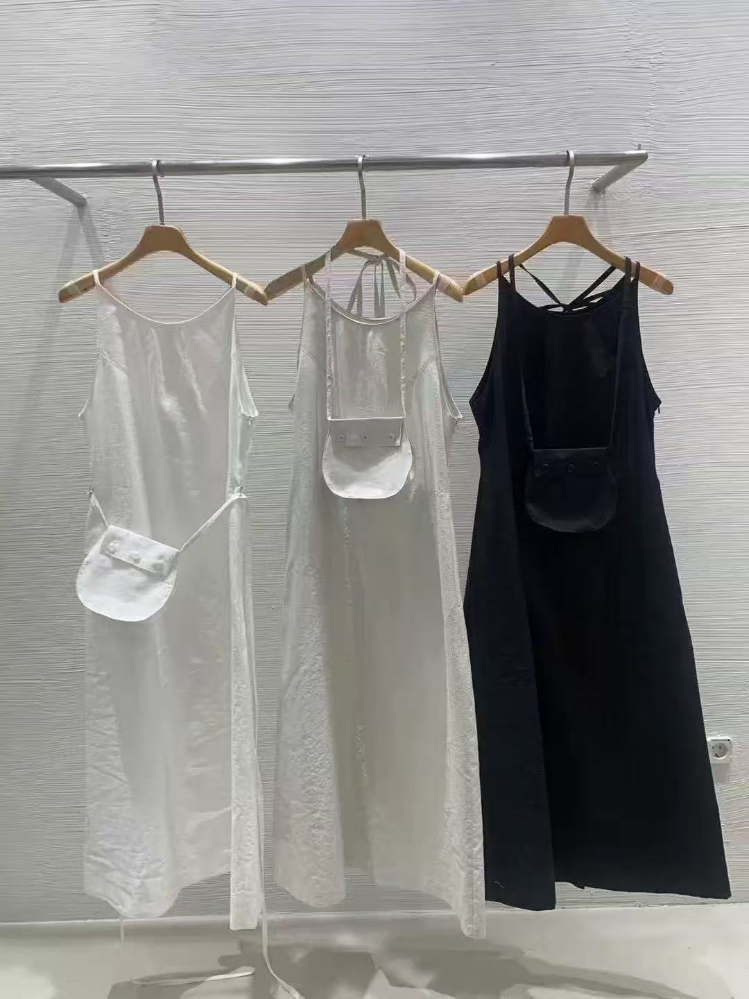 现~韩国东大门代购Lucy salon女2025夏季气质系带显瘦吊带连衣裙