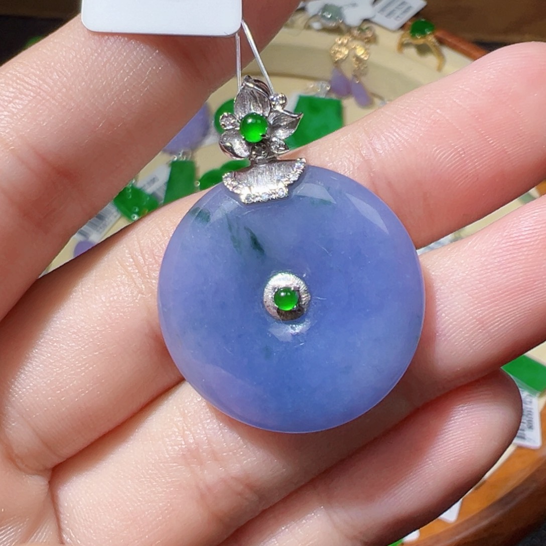 翡翠挂件18K金镶嵌翡翠