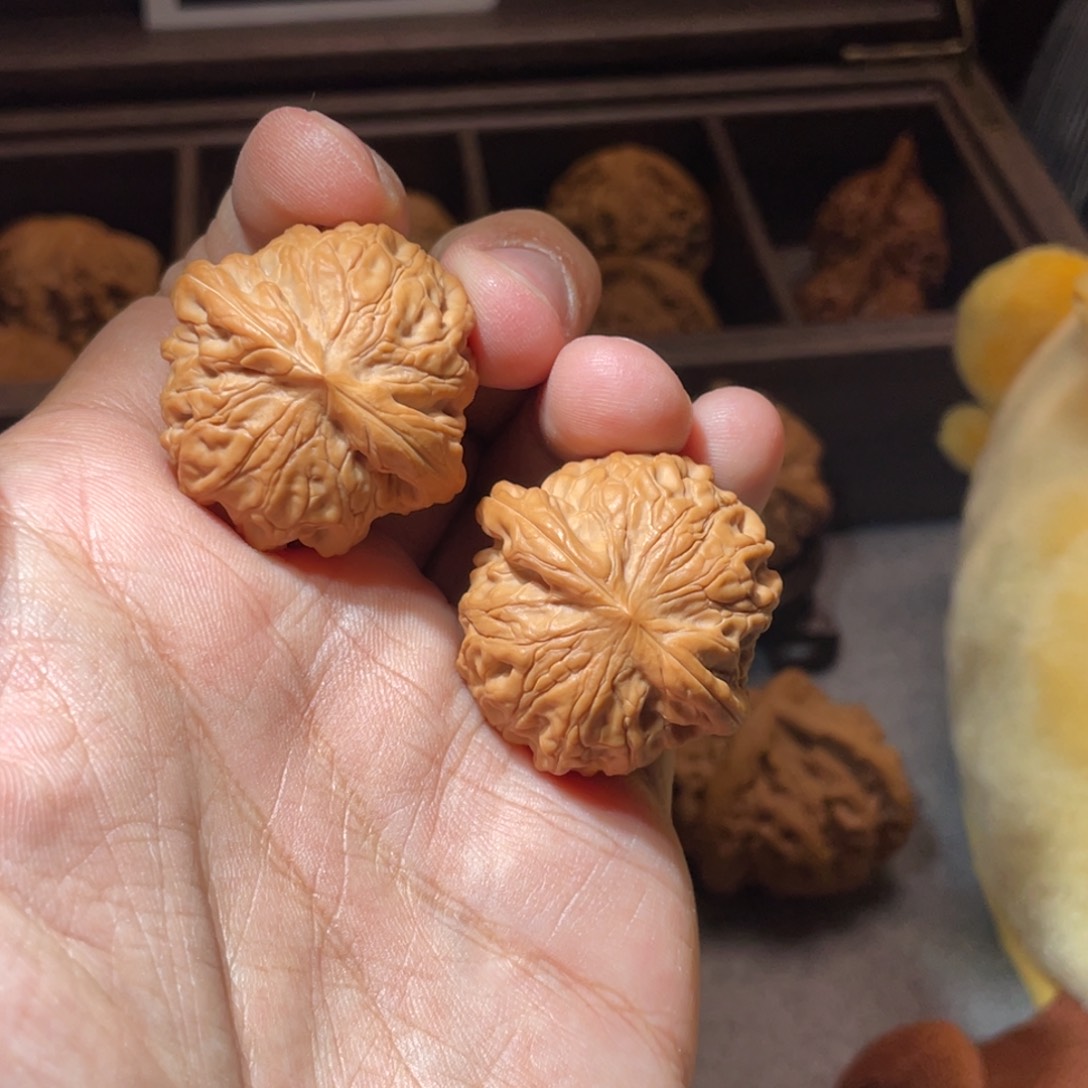 文玩核桃吊坠6***f鱼子纹