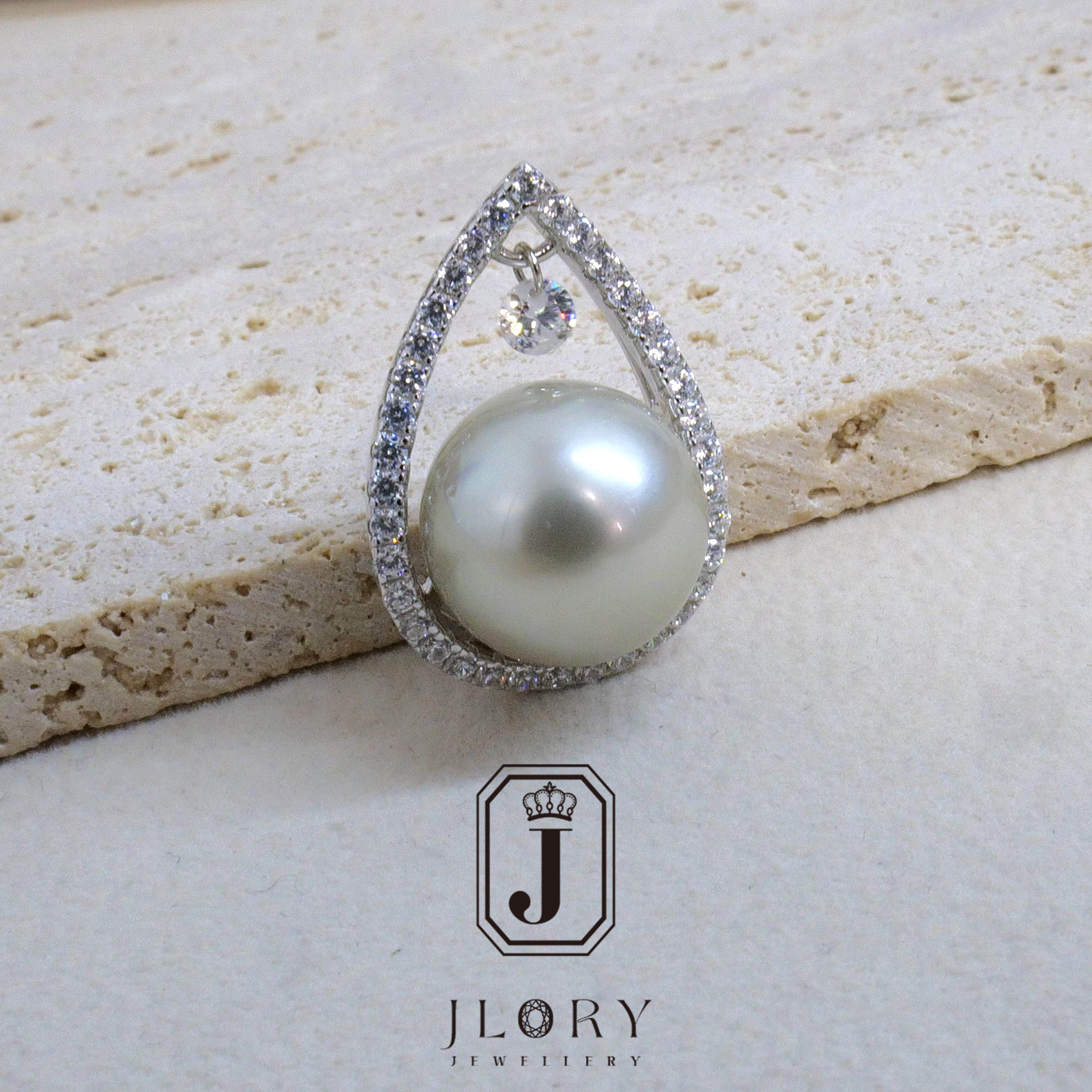 S925 12-13mm 海水澳灰灵动吊坠 802