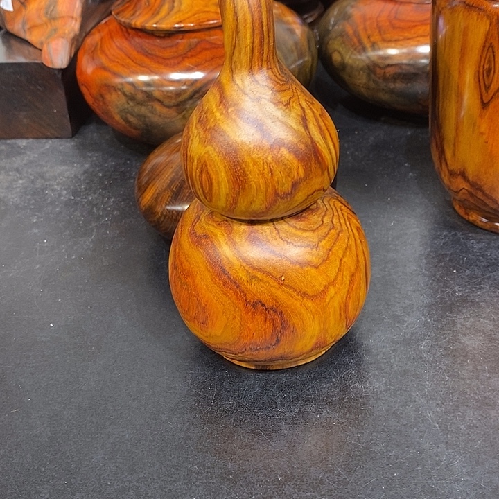 我***哥黄花梨葫芦一个的