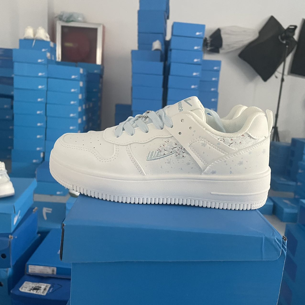 【娜娜专属】回力女鞋女秋季爱心板鞋白兰B9334